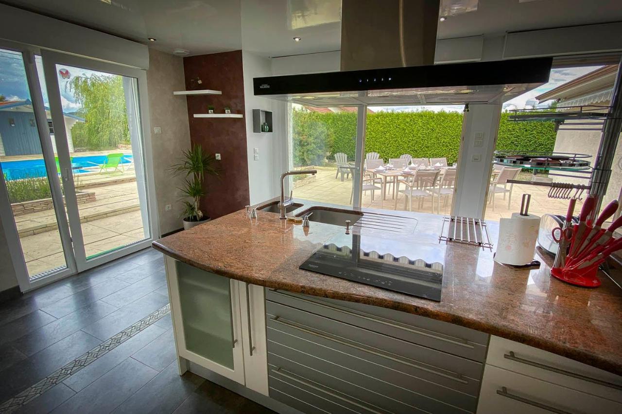 Villa 200M2 Avec Piscine Chauffee & Spa & Sauna & Kota-Grill Laval-sur-Vologne Bagian luar foto