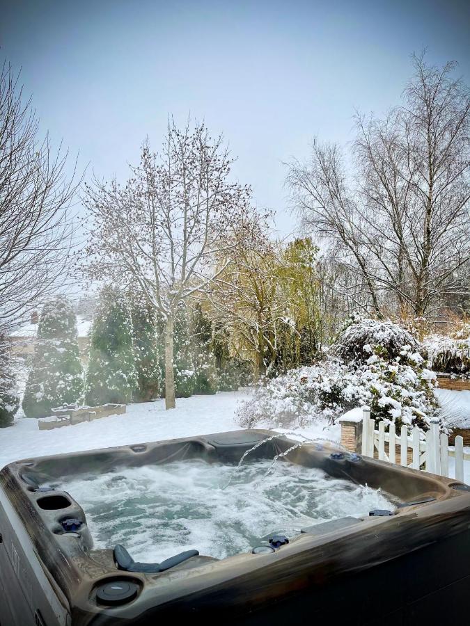 Villa 200M2 Avec Piscine Chauffee & Spa & Sauna & Kota-Grill Laval-sur-Vologne Bagian luar foto